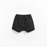 Play Up Cream Jersey T-shirt and Black Fleece Shorts