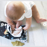 Wee Gallery Peekaboo Ocean Crinkle Book - hip-kid