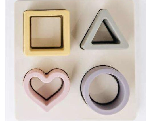 Three Hearts Silicone Puzzle - Mauve - hip-kid