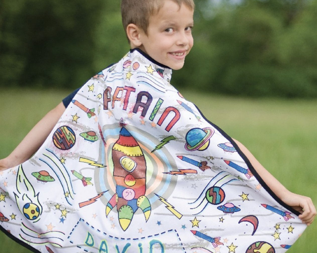 CEC Color-a-Cape Rocket Man - hip-kid