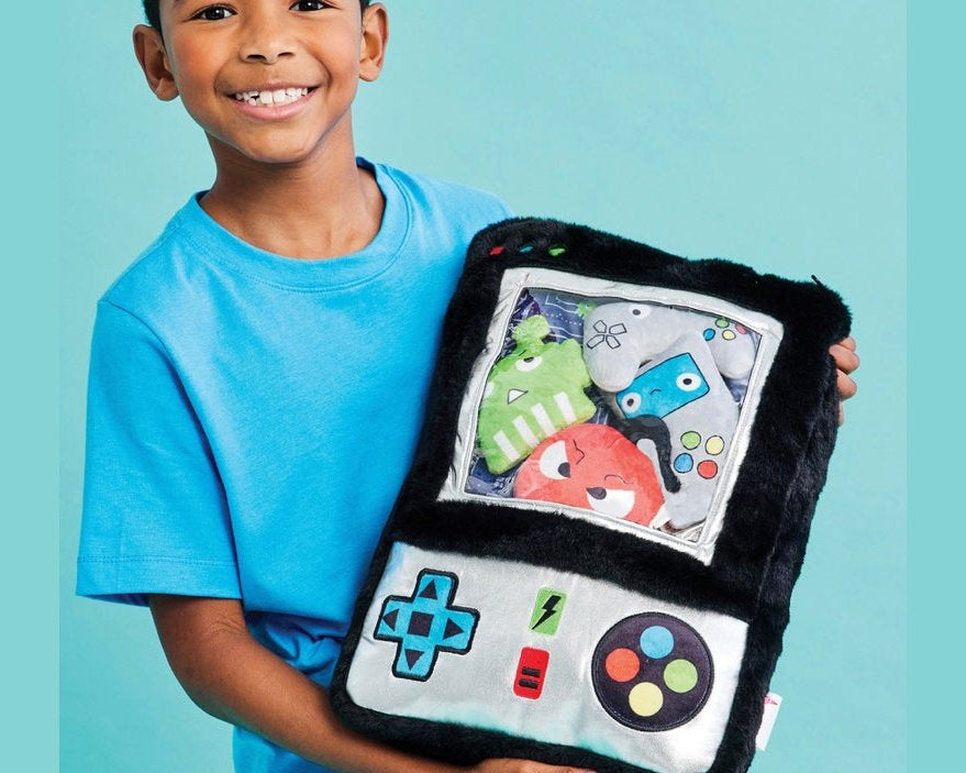 Iscream Gamer Interactive Plush - hip-kid