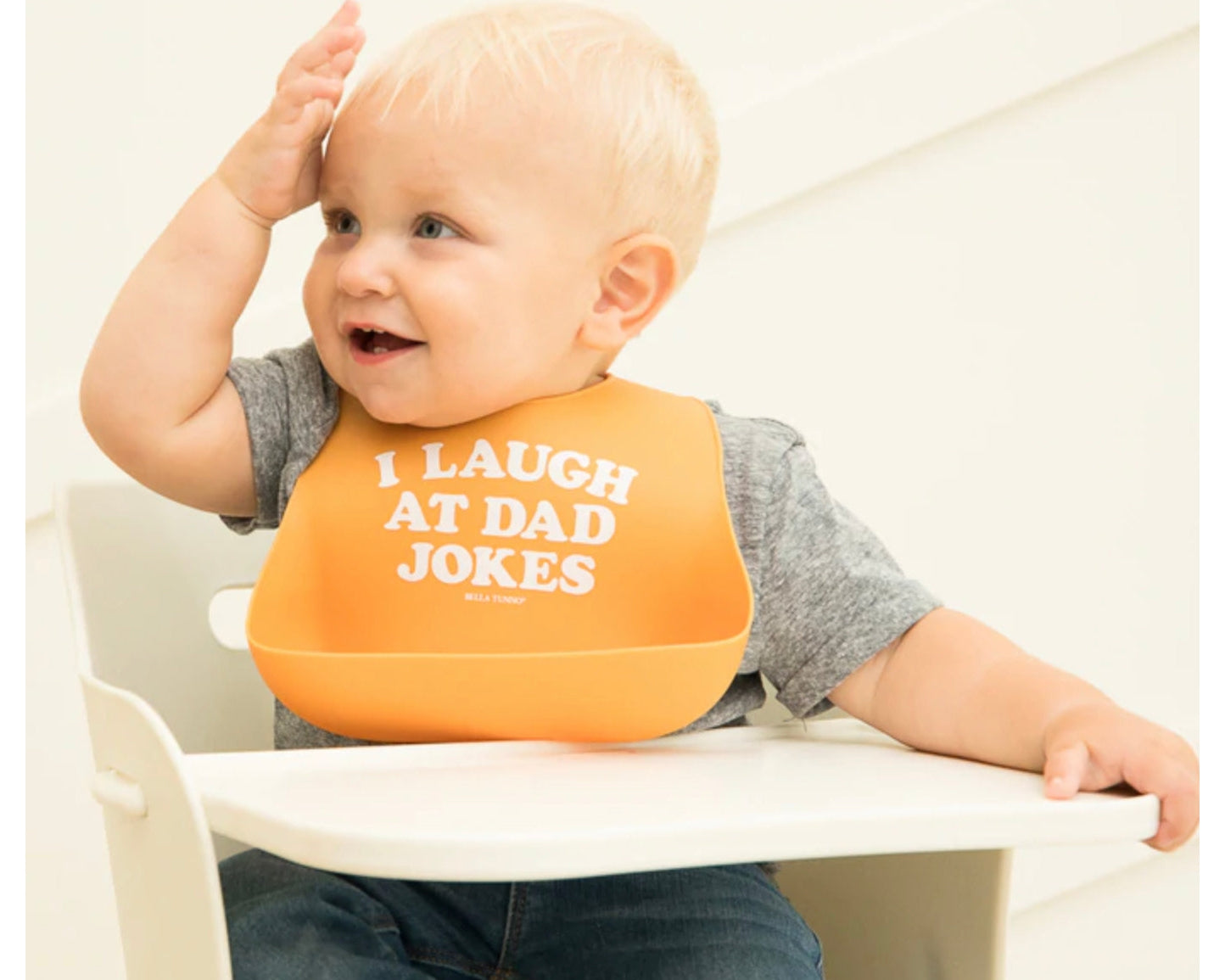 Bella Tunno I Laugh at Dad Jokes Wonder Bib - hip-kid