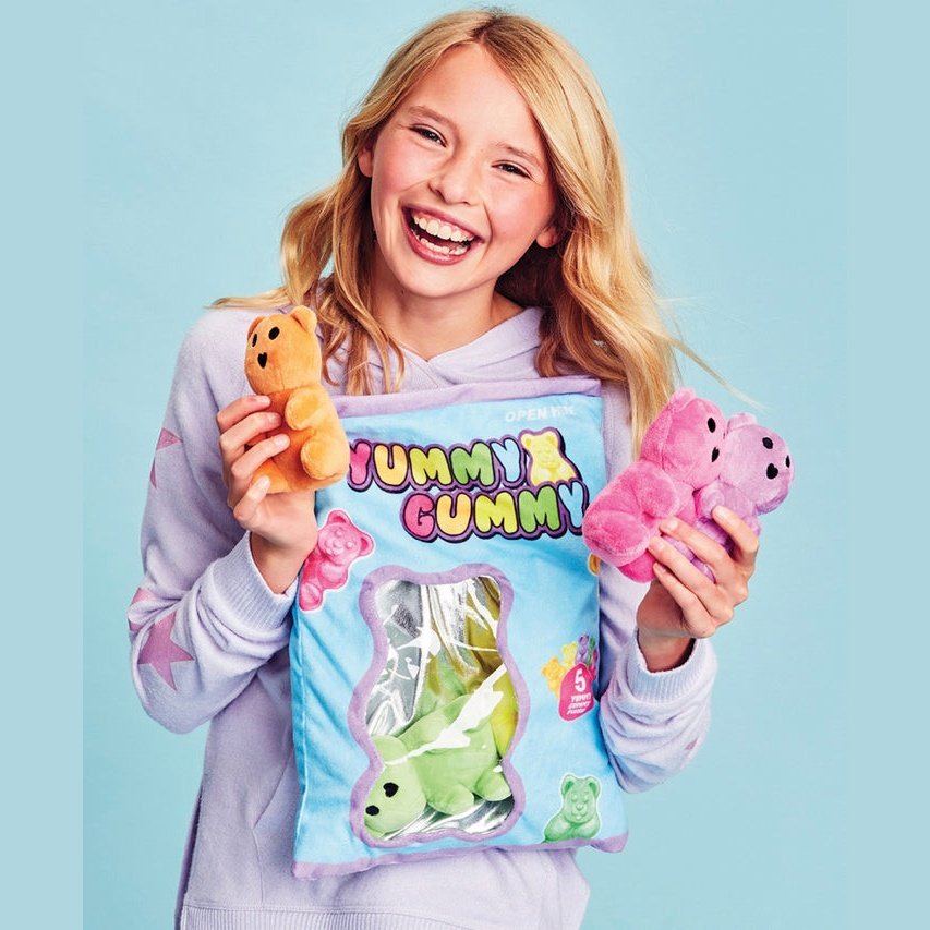 Iscream Yummy Gummies Packaging Fleece Plush - hip-kid