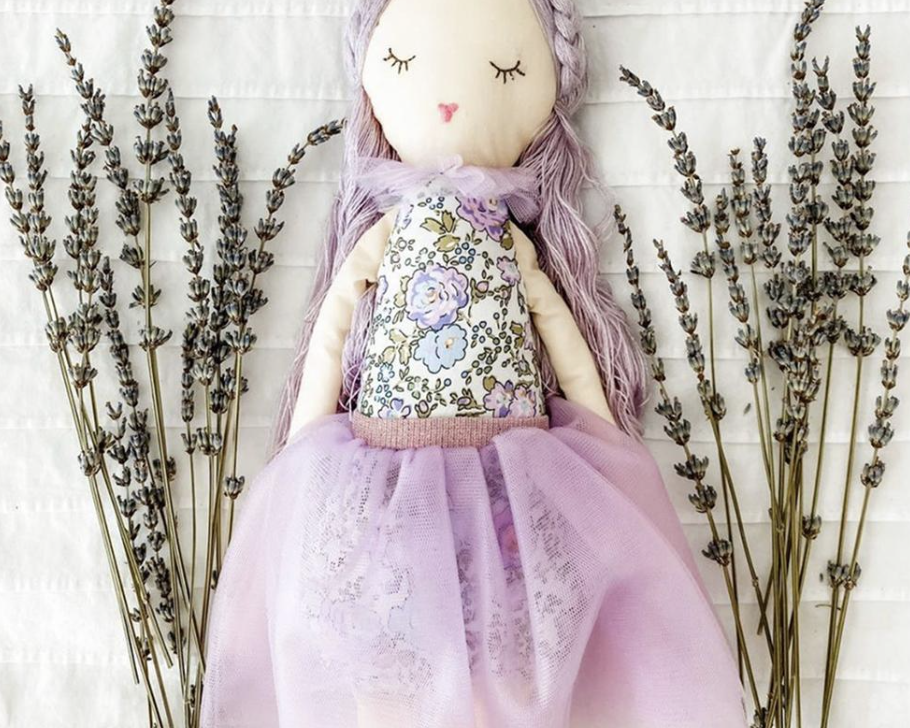 Mon Ami Scented Heirloom  Doll "Lavender" - hip-kid
