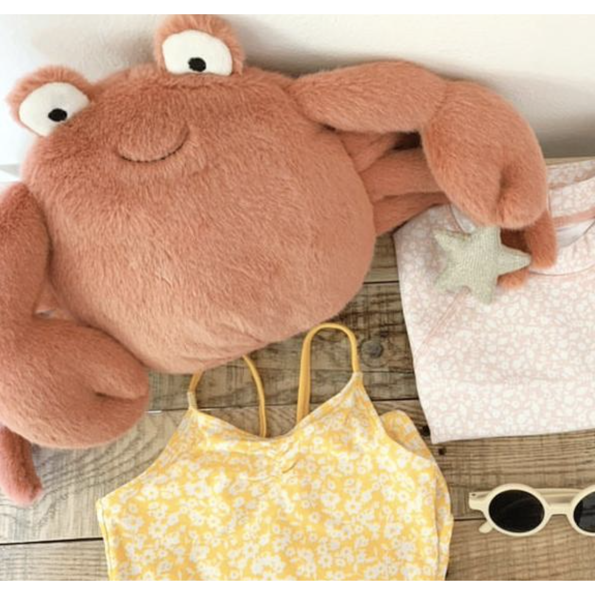 Mon Ami "Caldwell" Crab Plush Stuffed Animal - hip-kid