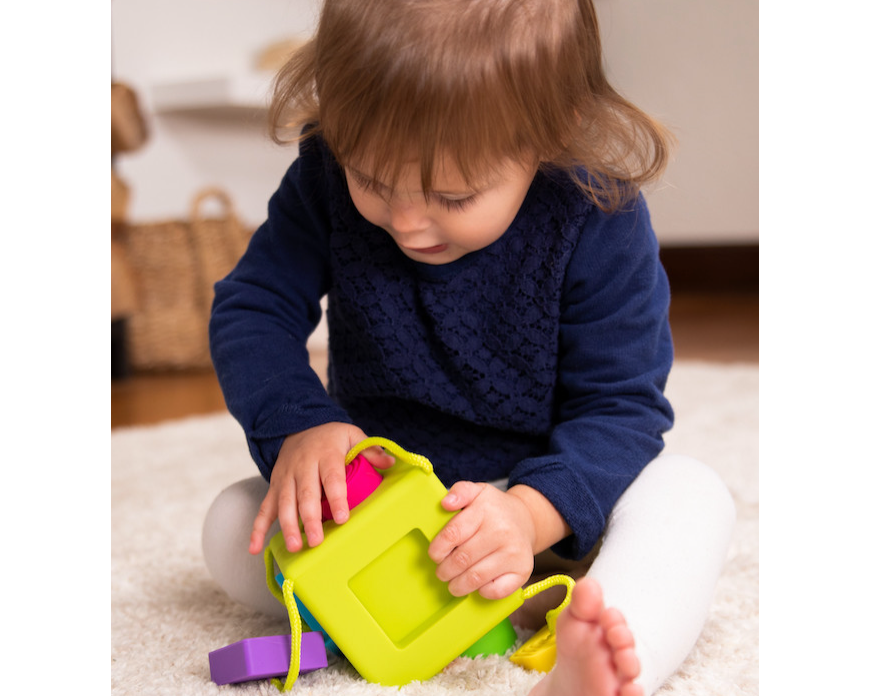 Fat Brain Toys OombeeCube - hip-kid