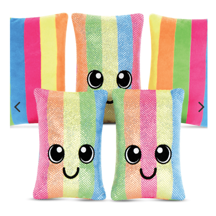 Iscream Super Sours Strawberry Scented Plush - hip-kid