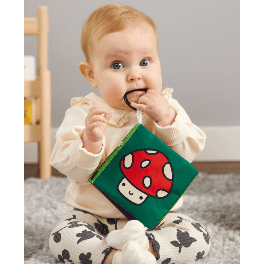 Nature Baby Crinkle Fabric Stroller Book - hip-kid